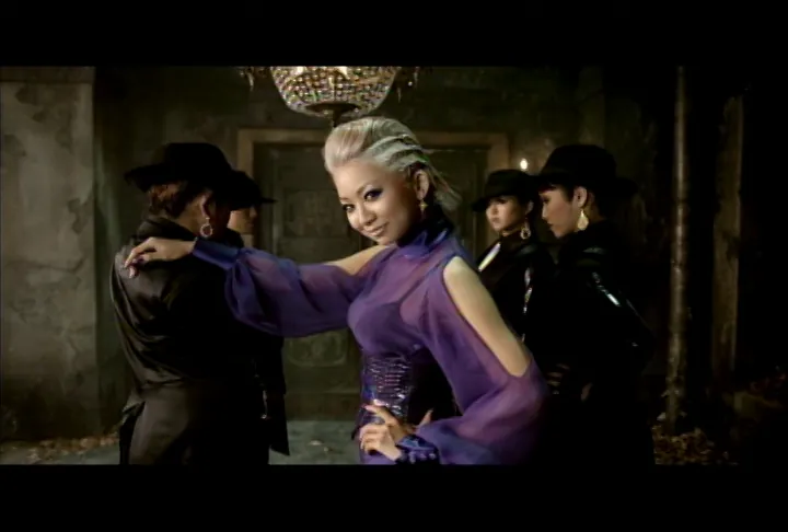 倖田來未 / FREAKY